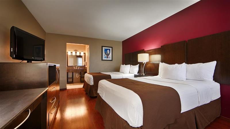Quality Inn & Suites Phoenix Nw - Sun City Youngtown Kültér fotó