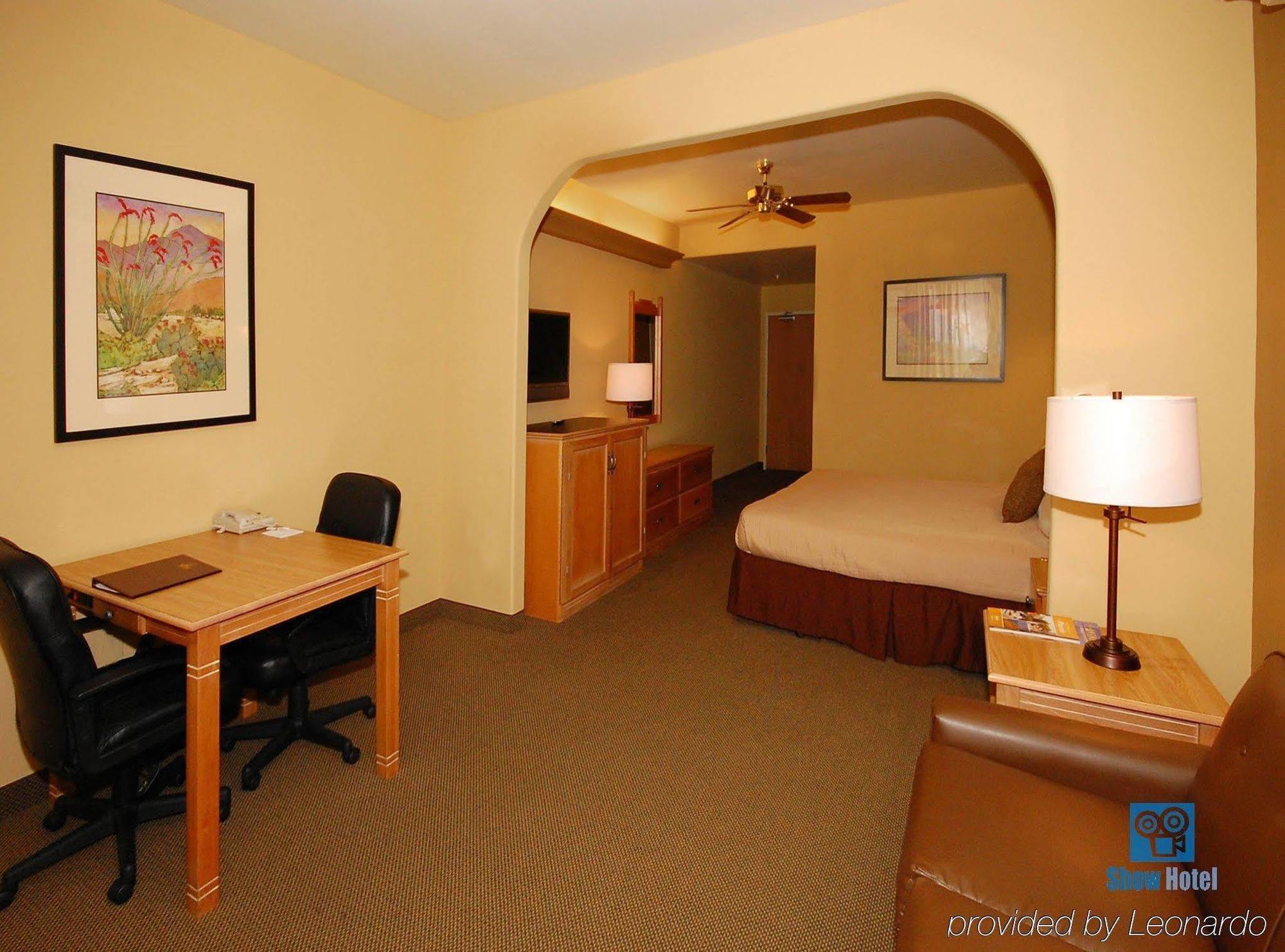 Quality Inn & Suites Phoenix Nw - Sun City Youngtown Szoba fotó