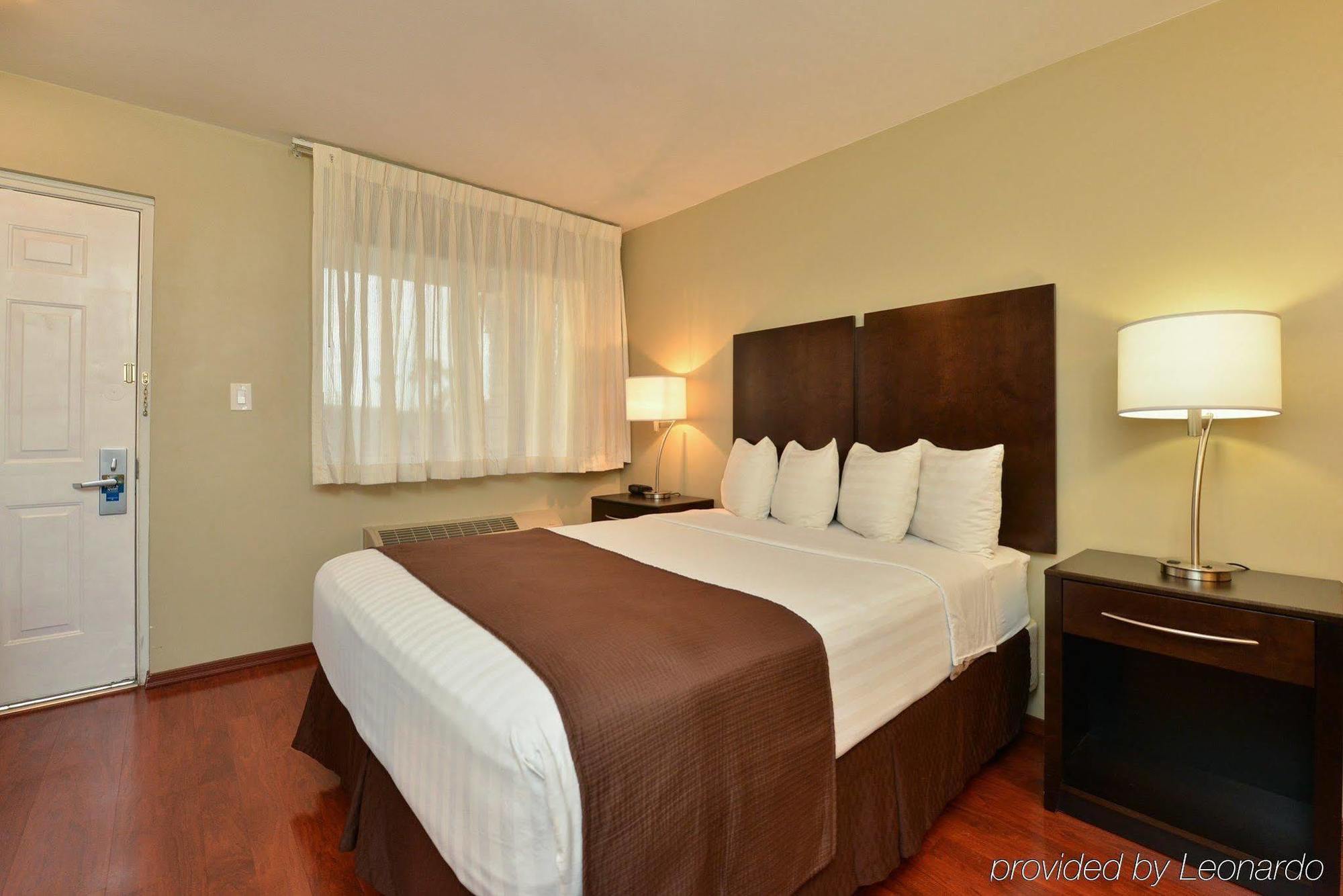 Quality Inn & Suites Phoenix Nw - Sun City Youngtown Kültér fotó