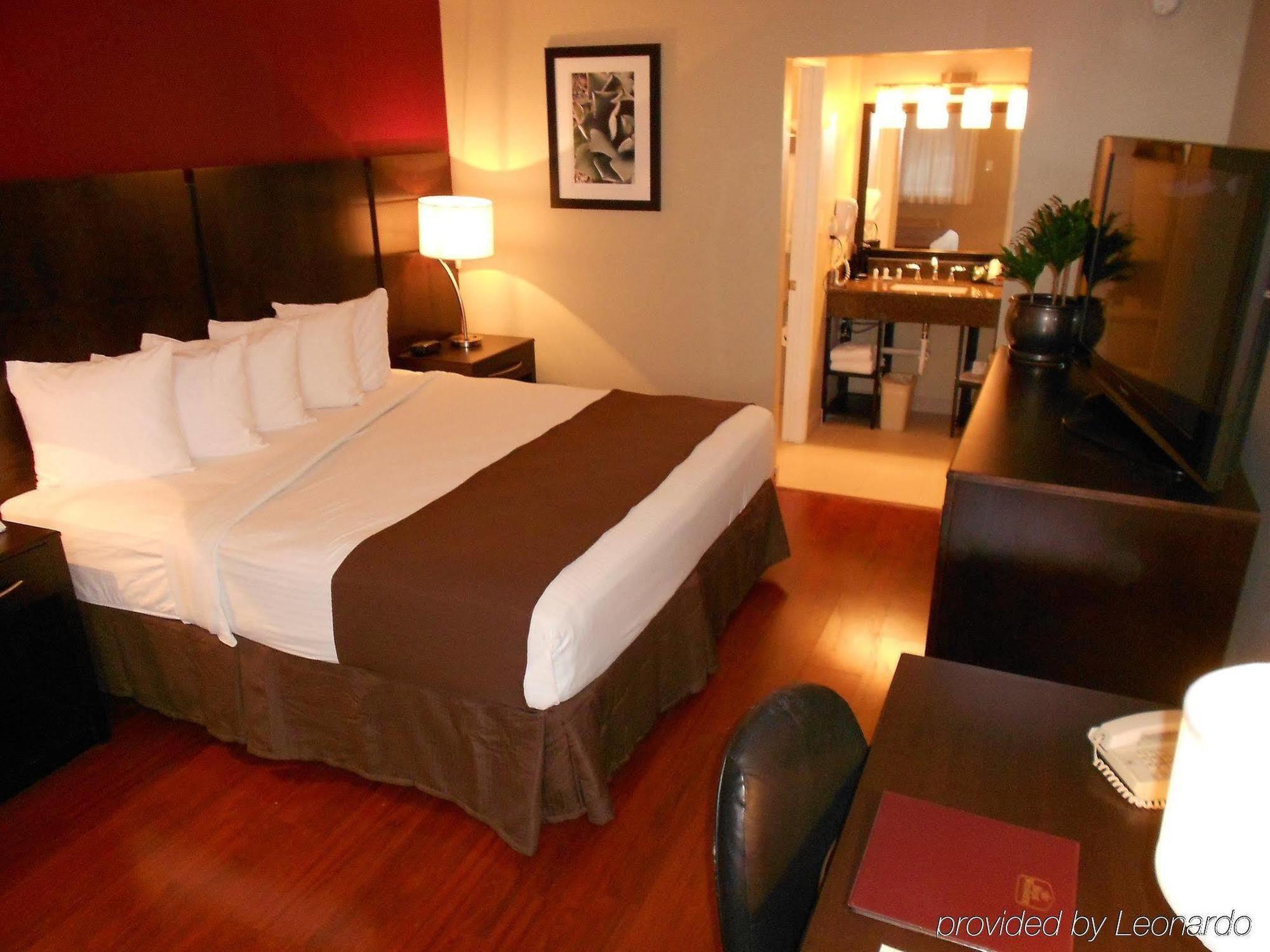 Quality Inn & Suites Phoenix Nw - Sun City Youngtown Szoba fotó