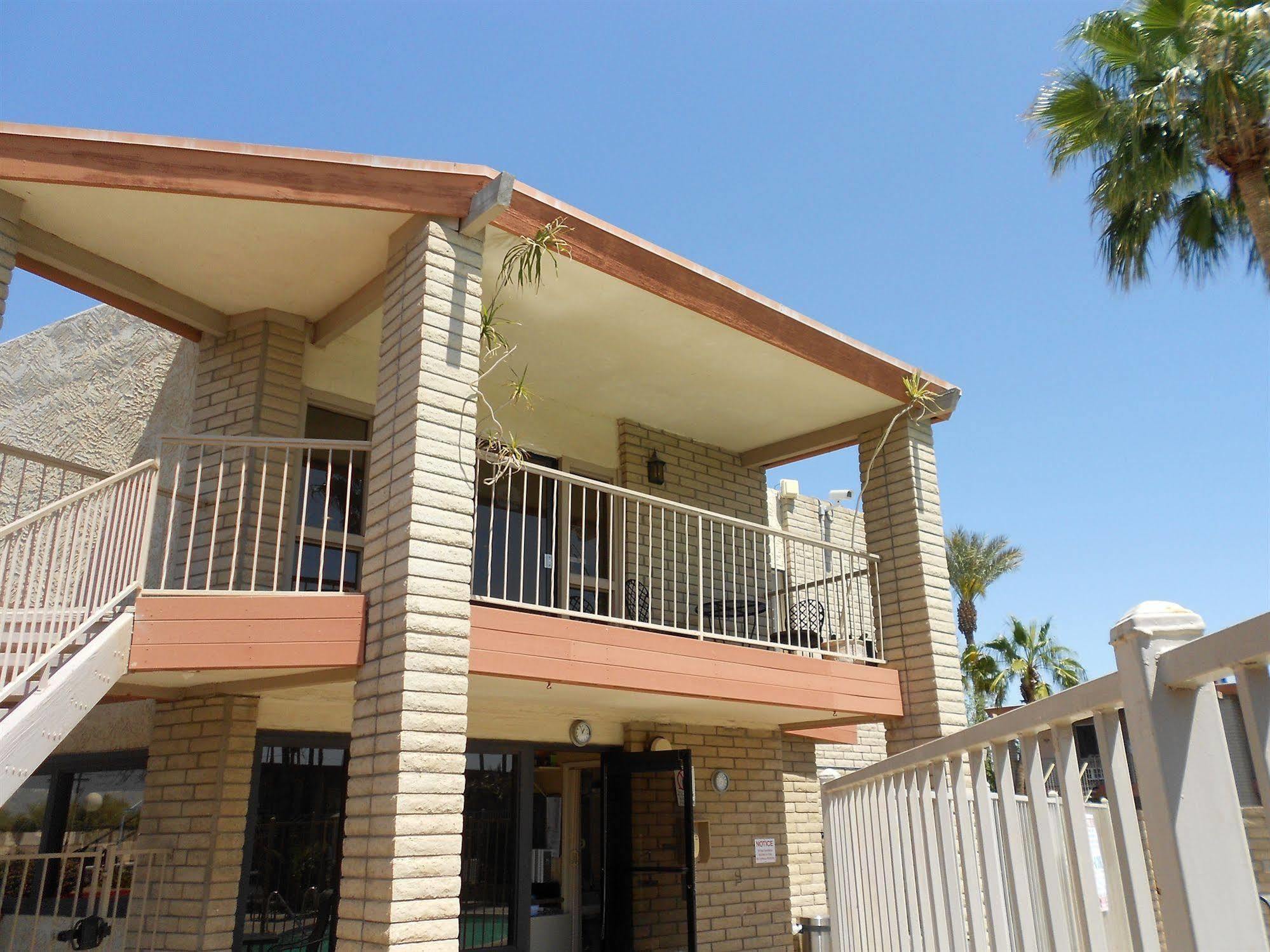 Quality Inn & Suites Phoenix Nw - Sun City Youngtown Kültér fotó