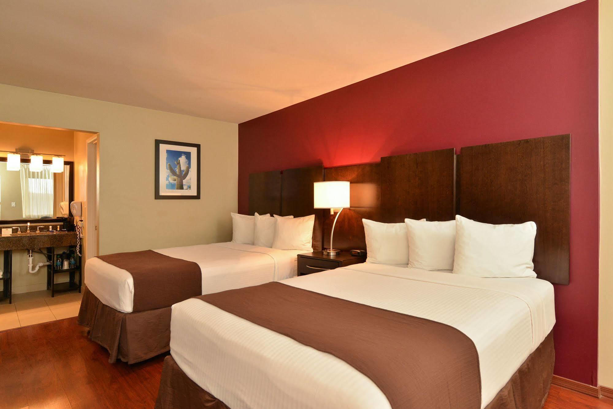 Quality Inn & Suites Phoenix Nw - Sun City Youngtown Kültér fotó